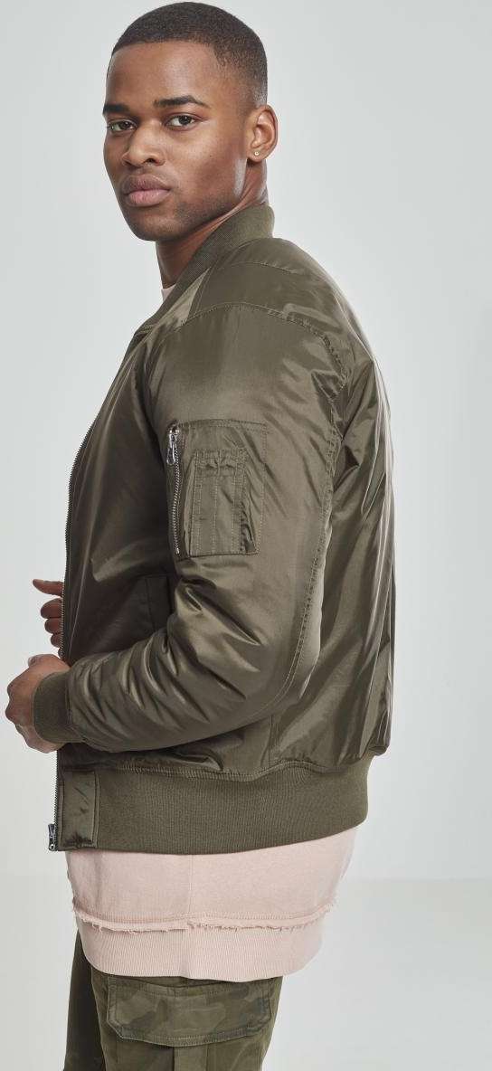 CLUBHAUS × TANGRAM / NYLON JACKET OLIVE urbanclassicsdiamondq.