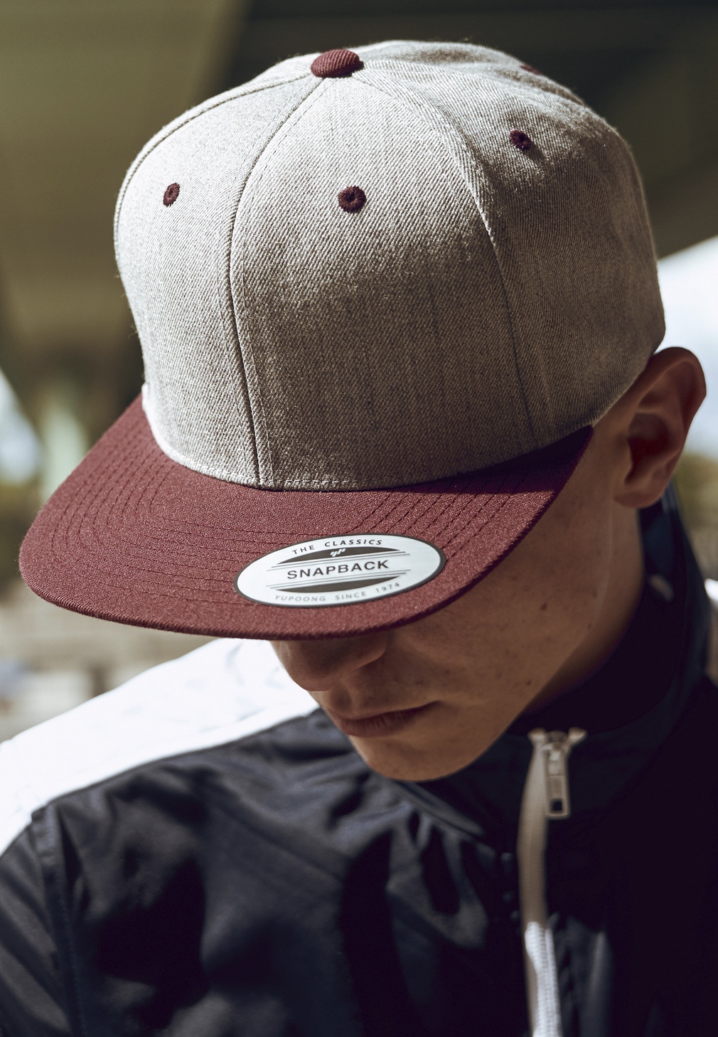 Flexfit Cap Classic Snapback 2-Tone Heather Grau/Maroon - Herren / Unisex