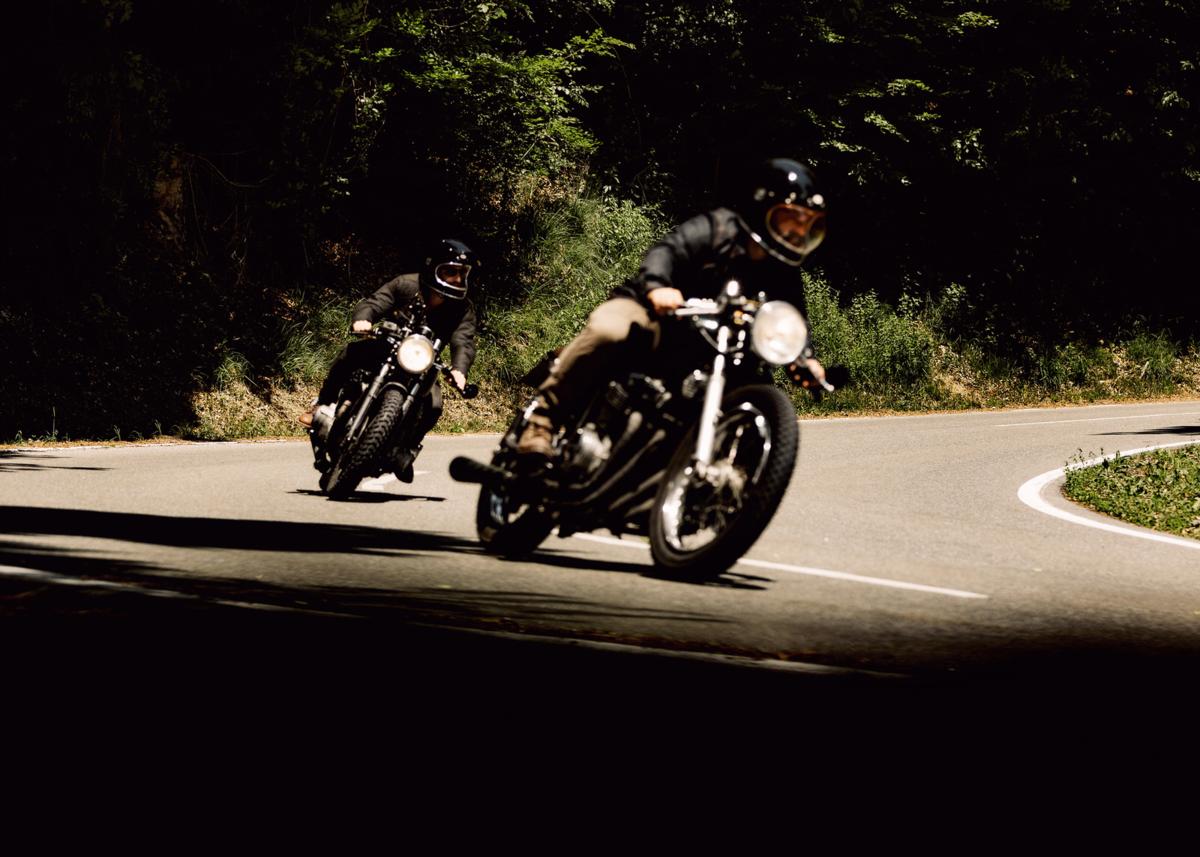 Protektorentaschen stretch schwarz reißfest John Doe Ironhead Motorradjeans