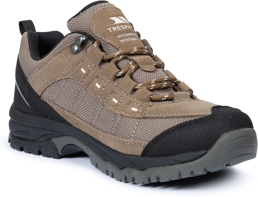 trespass fell female trainer