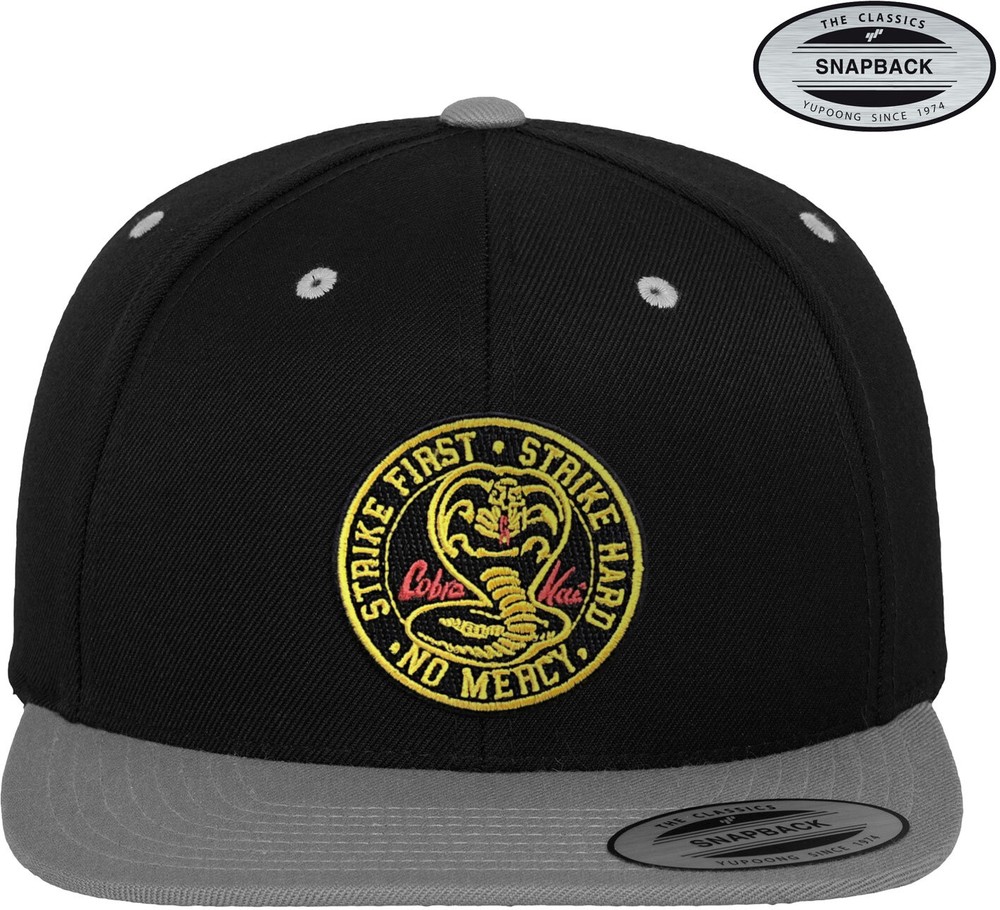 Cobra Kai Patch Premium Snapback Cap Schwarz-Dark-Grau - Herren / Unisex