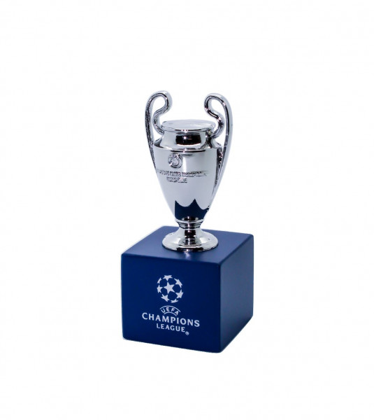 UEFA Champions League CL 45mm Pokalreplika auf Holzpodest Fussball Nationen Silver