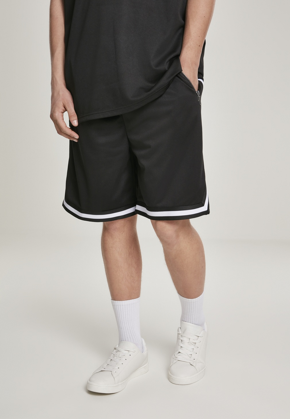 Urban Classics Shorts Premium Stripes Mesh Shorts Schwarz - Herren / Unisex