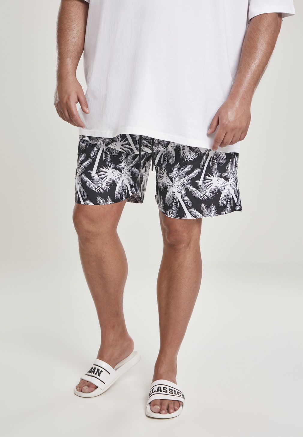 Urban Classics Badehose Pattern Swim Shorts Palm/Weiß - Herren / Unisex